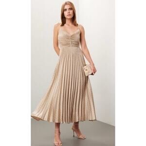 club monaco becaw dress Club Monaco | Dresses | Nwt Club Monaco Becaw Dress Robe Burgundy Lace  Tiered